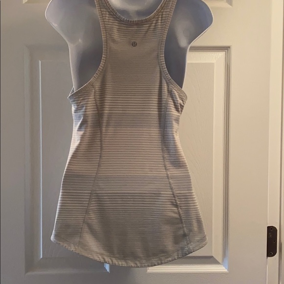 Lululemon racer back tank - Picture 5 of 9